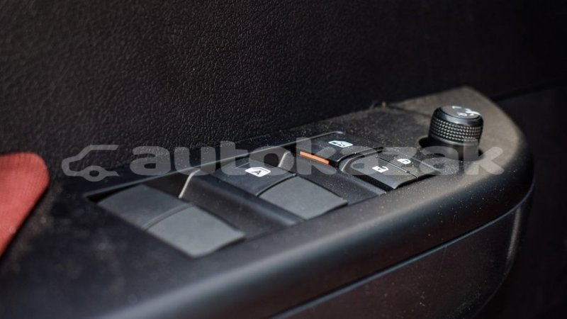 Big with watermark toyota hilux akmecet import dubai 2648