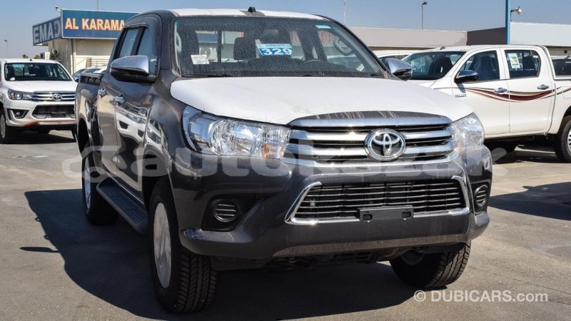 Big with watermark toyota hilux akmecet import dubai 2650
