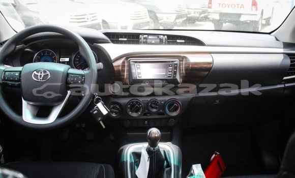 Buy Import Toyota Hilux White Car in Import - Dubai in Akmecet Buy Import Toyota Hilux White Car in Import - Dubai in Akmecet