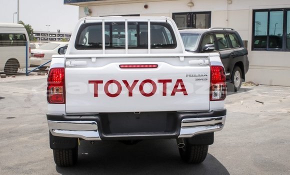 Buy Import Toyota Hilux White Car in Import - Dubai in Akmecet Buy Import Toyota Hilux White Car in Import - Dubai in Akmecet