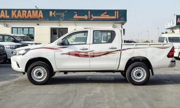Buy Import Toyota Hilux White Car in Import - Dubai in Akmecet Buy Import Toyota Hilux White Car in Import - Dubai in Akmecet