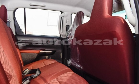 Buy Import Toyota Hilux White Car in Import - Dubai in Akmecet Buy Import Toyota Hilux White Car in Import - Dubai in Akmecet