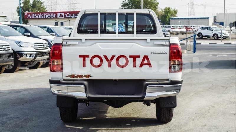 Big with watermark toyota hilux akmecet import dubai 2652