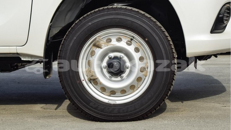 Big with watermark toyota hilux akmecet import dubai 2652