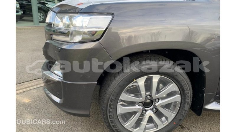 Big with watermark toyota land cruiser akmecet import dubai 2656