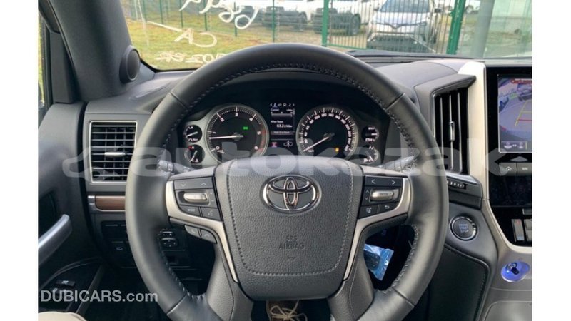 Big with watermark toyota land cruiser akmecet import dubai 2656