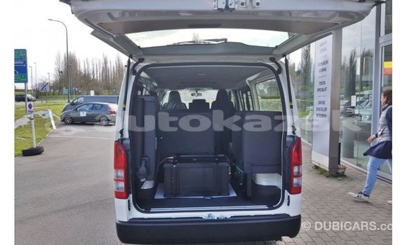 Buy Import Toyota Hiace White Car in Import - Dubai in Akmecet Buy Import Toyota Hiace White Car in Import - Dubai in Akmecet