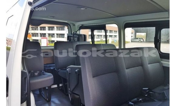 Buy Import Toyota Hiace White Car in Import - Dubai in Akmecet Buy Import Toyota Hiace White Car in Import - Dubai in Akmecet