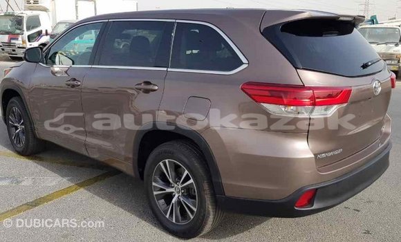 Buy Import Toyota Highlander Brown Car in Import - Dubai in Akmecet Buy Import Toyota Highlander Brown Car in Import - Dubai in Akmecet