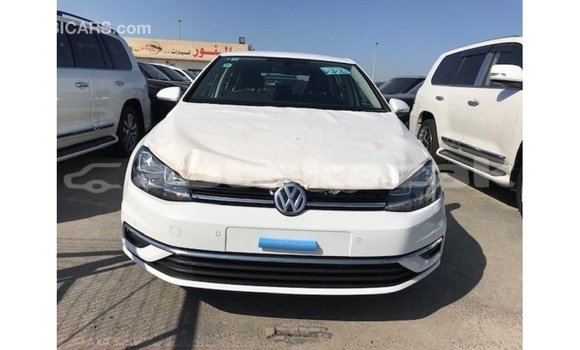 Buy Import Volkswagen Golf White Car in Import - Dubai in Akmecet Buy Import Volkswagen Golf White Car in Import - Dubai in Akmecet