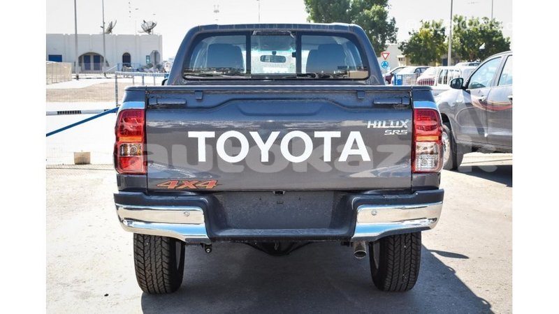 Big with watermark toyota hilux akmecet import dubai 2674