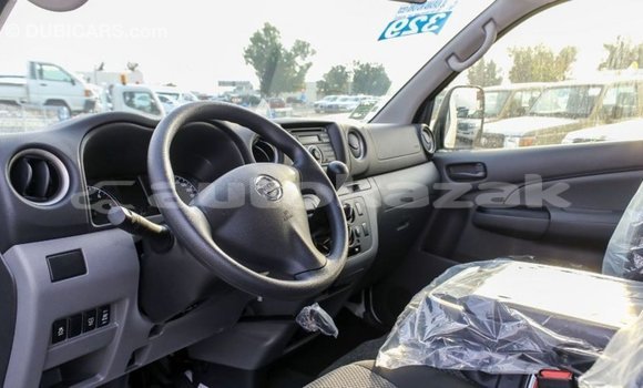 Buy Import Nissan Urvan White Car in Import - Dubai in Akmecet Buy Import Nissan Urvan White Car in Import - Dubai in Akmecet