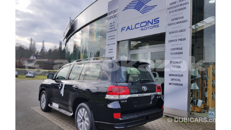 Big with watermark toyota land cruiser akmecet import dubai 2677