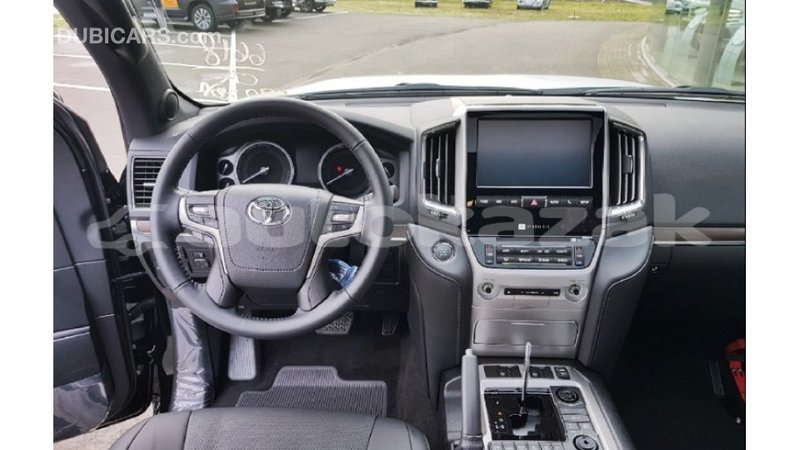 Big with watermark toyota land cruiser akmecet import dubai 2677