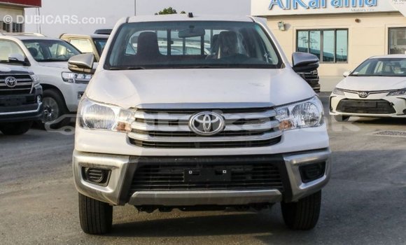 Buy Import Toyota Hilux White Car in Import - Dubai in Akmecet Buy Import Toyota Hilux White Car in Import - Dubai in Akmecet