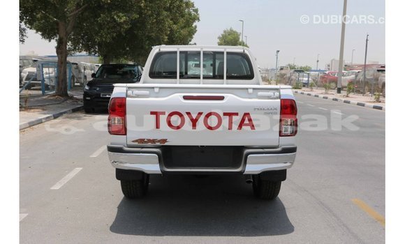 Buy Import Toyota Hilux White Car in Import - Dubai in Akmecet Buy Import Toyota Hilux White Car in Import - Dubai in Akmecet