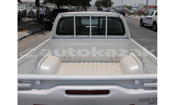 Buy Import Toyota Hilux White Car in Import - Dubai in Akmecet Buy Import Toyota Hilux White Car in Import - Dubai in Akmecet