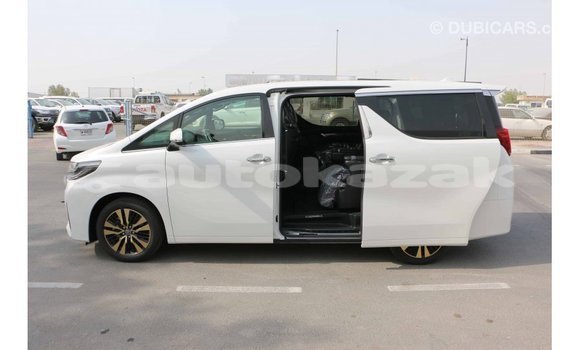 Buy Import Toyota Alphard White Car in Import - Dubai in Akmecet Buy Import Toyota Alphard White Car in Import - Dubai in Akmecet