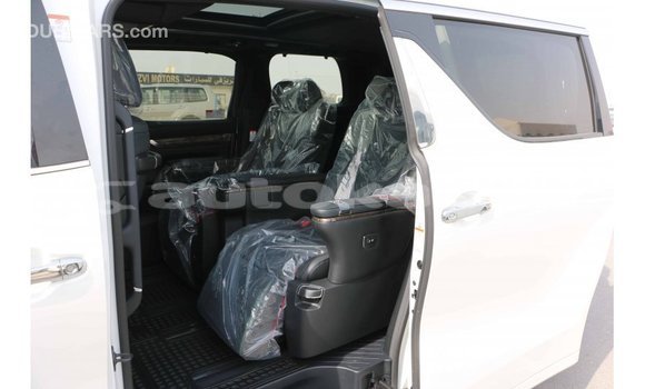 Buy Import Toyota Alphard White Car in Import - Dubai in Akmecet Buy Import Toyota Alphard White Car in Import - Dubai in Akmecet