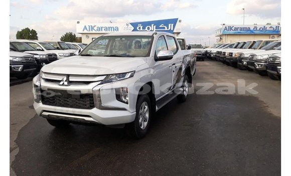 Buy Import Mitsubishi L200 White Car in Import - Dubai in Akmecet Buy Import Mitsubishi L200 White Car in Import - Dubai in Akmecet