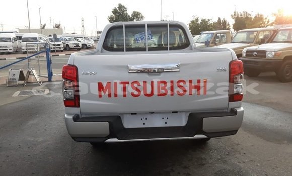 Buy Import Mitsubishi L200 White Car in Import - Dubai in Akmecet Buy Import Mitsubishi L200 White Car in Import - Dubai in Akmecet