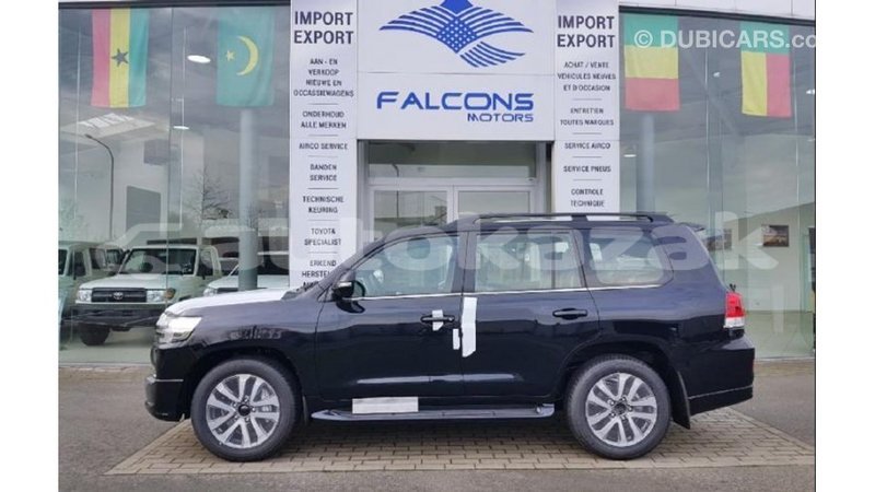 Big with watermark toyota land cruiser akmecet import dubai 2707