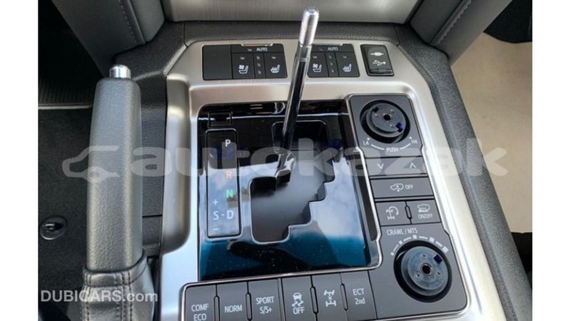 Big with watermark toyota land cruiser akmecet import dubai 2707