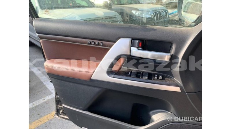 Big with watermark toyota land cruiser akmecet import dubai 2707