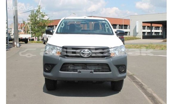 Buy Import Toyota Hilux White Car in Import - Dubai in Akmecet Buy Import Toyota Hilux White Car in Import - Dubai in Akmecet