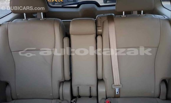 Buy Import Toyota Highlander Green Car in Import - Dubai in Akmecet Buy Import Toyota Highlander Green Car in Import - Dubai in Akmecet