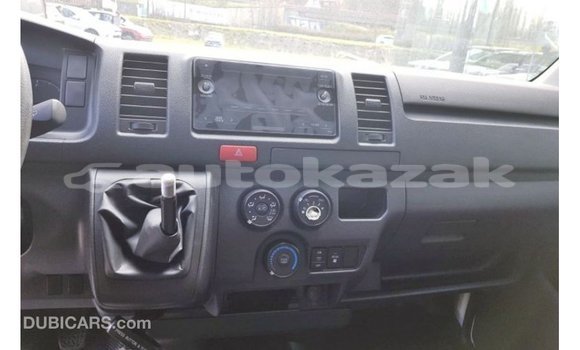 Buy Import Toyota Hiace White Car in Import - Dubai in Akmecet Buy Import Toyota Hiace White Car in Import - Dubai in Akmecet