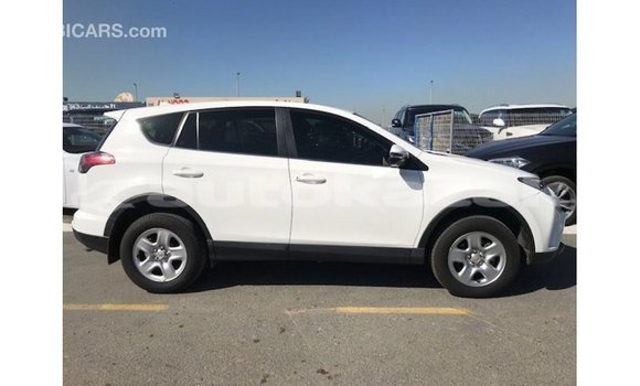 Buy Import Toyota 4Runner White Car in Import - Dubai in Akmecet Buy Import Toyota 4Runner White Car in Import - Dubai in Akmecet