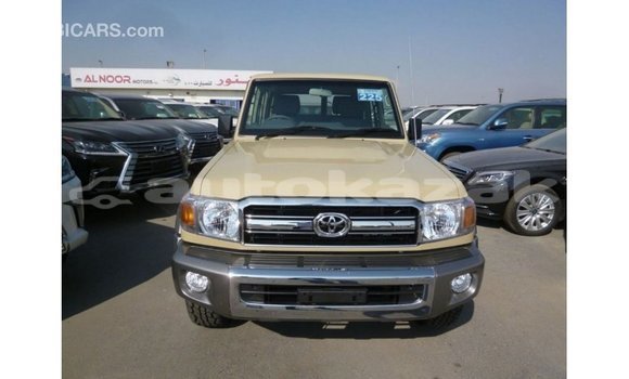 Buy Import Toyota Land Cruiser Beige Car in Import - Dubai in Akmecet Buy Import Toyota Land Cruiser Beige Car in Import - Dubai in Akmecet