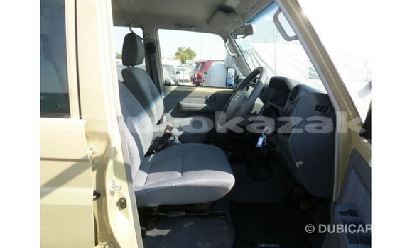 Buy Import Toyota Land Cruiser Beige Car in Import - Dubai in Akmecet Buy Import Toyota Land Cruiser Beige Car in Import - Dubai in Akmecet