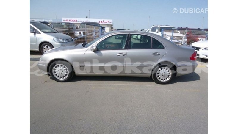 Big with watermark mercedes benz 200 akmecet import dubai 2744