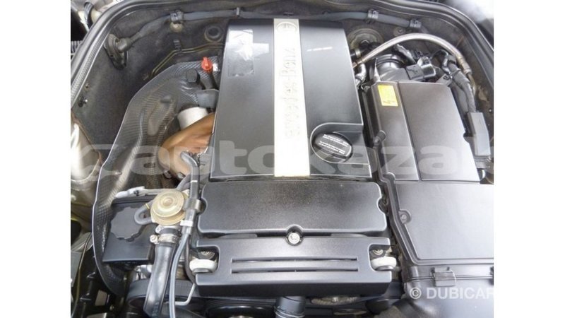 Big with watermark mercedes benz 200 akmecet import dubai 2744