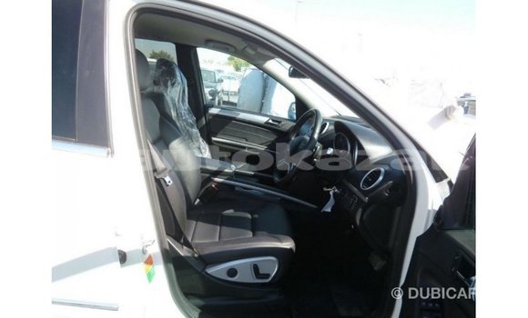 Buy Import Mercedes-Benz 190 White Car in Import - Dubai in Akmecet Buy Import Mercedes-Benz 190 White Car in Import - Dubai in Akmecet