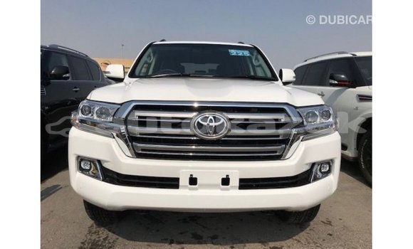 Buy Import Toyota Land Cruiser White Car in Import - Dubai in Akmecet Buy Import Toyota Land Cruiser White Car in Import - Dubai in Akmecet