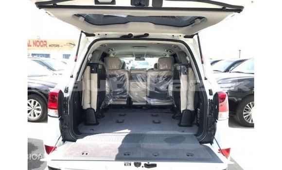 Buy Import Toyota Land Cruiser White Car in Import - Dubai in Akmecet Buy Import Toyota Land Cruiser White Car in Import - Dubai in Akmecet