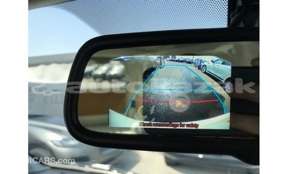 Buy Import Toyota Hiace White Car in Import - Dubai in Akmecet Buy Import Toyota Hiace White Car in Import - Dubai in Akmecet