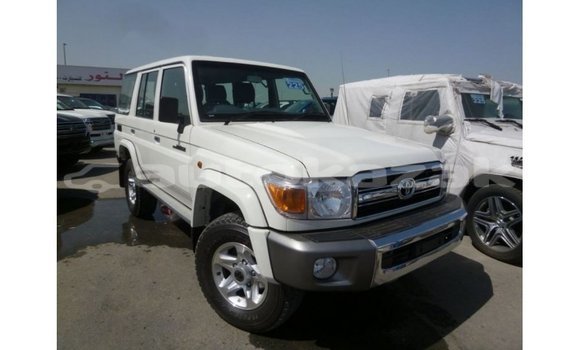 Buy Import Toyota Land Cruiser White Car in Import - Dubai in Akmecet Buy Import Toyota Land Cruiser White Car in Import - Dubai in Akmecet