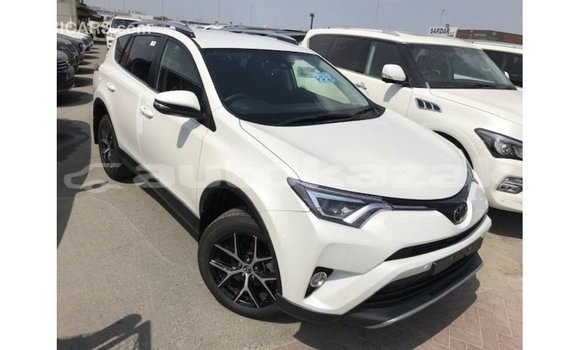 Buy Import Toyota 4Runner White Car in Import - Dubai in Akmecet Buy Import Toyota 4Runner White Car in Import - Dubai in Akmecet