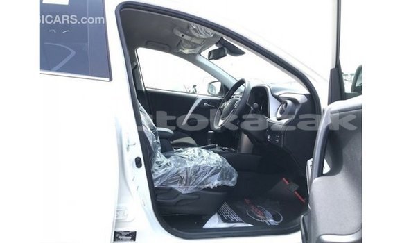 Buy Import Toyota 4Runner White Car in Import - Dubai in Akmecet Buy Import Toyota 4Runner White Car in Import - Dubai in Akmecet