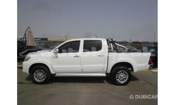 Buy Import Toyota Hilux White Car in Import - Dubai in Akmecet Buy Import Toyota Hilux White Car in Import - Dubai in Akmecet