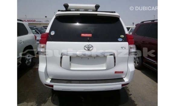 Buy Import Toyota Prado White Car in Import - Dubai in Akmecet Buy Import Toyota Prado White Car in Import - Dubai in Akmecet