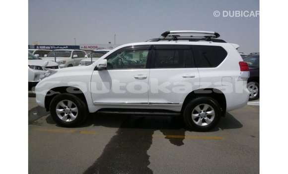 Buy Import Toyota Prado White Car in Import - Dubai in Akmecet Buy Import Toyota Prado White Car in Import - Dubai in Akmecet
