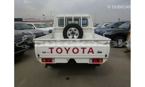Buy Import Toyota Land Cruiser White Car in Import - Dubai in Akmecet Buy Import Toyota Land Cruiser White Car in Import - Dubai in Akmecet