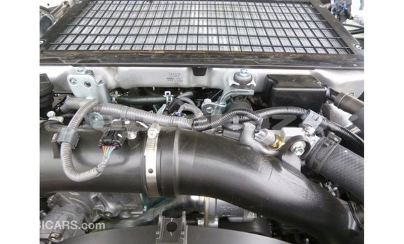 Buy Import Toyota Land Cruiser White Car in Import - Dubai in Akmecet Buy Import Toyota Land Cruiser White Car in Import - Dubai in Akmecet