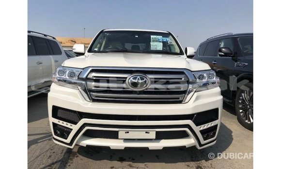 Buy Import Toyota Land Cruiser White Car in Import - Dubai in Akmecet Buy Import Toyota Land Cruiser White Car in Import - Dubai in Akmecet