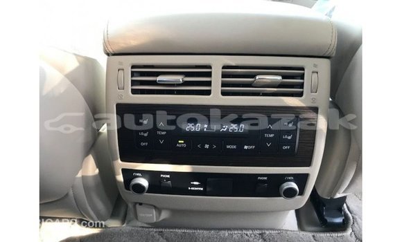 Buy Import Toyota Land Cruiser White Car in Import - Dubai in Akmecet Buy Import Toyota Land Cruiser White Car in Import - Dubai in Akmecet